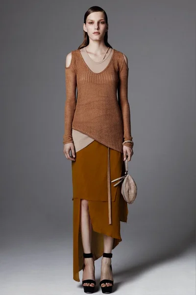 Look 11